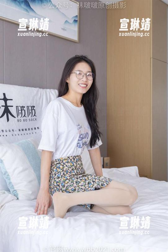 BoBoSocks袜啵啵-苏苏 BoBoSocks袜啵啵 - 苏苏的全套原图,白棉袜真的这么能吸睛?我有点不信,但又想看!