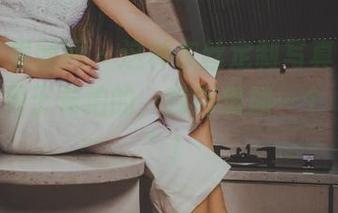 GIRLT果团网 – 这种灰丝定制写真，你敢信这是周于希拍的，我都想加一个“OMG”！