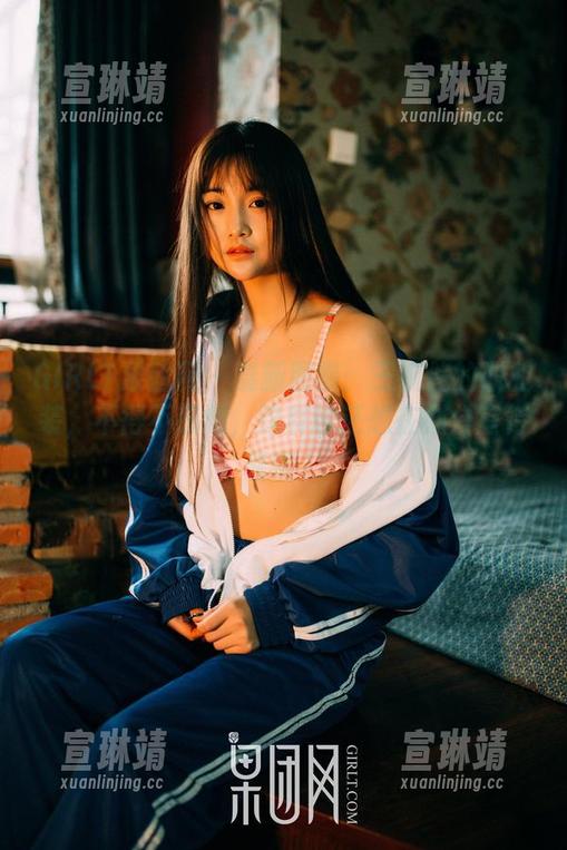 GIRLT果团网-王婉悠 GIRLT果团网 - 最新图集:王婉悠的职业装,不得不感慨,这样谁还想在办公室待着啊?