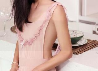 GIRLT果团网 – 死库水套图分享：萌神妹妹带来水上仙女的崩溃时刻。