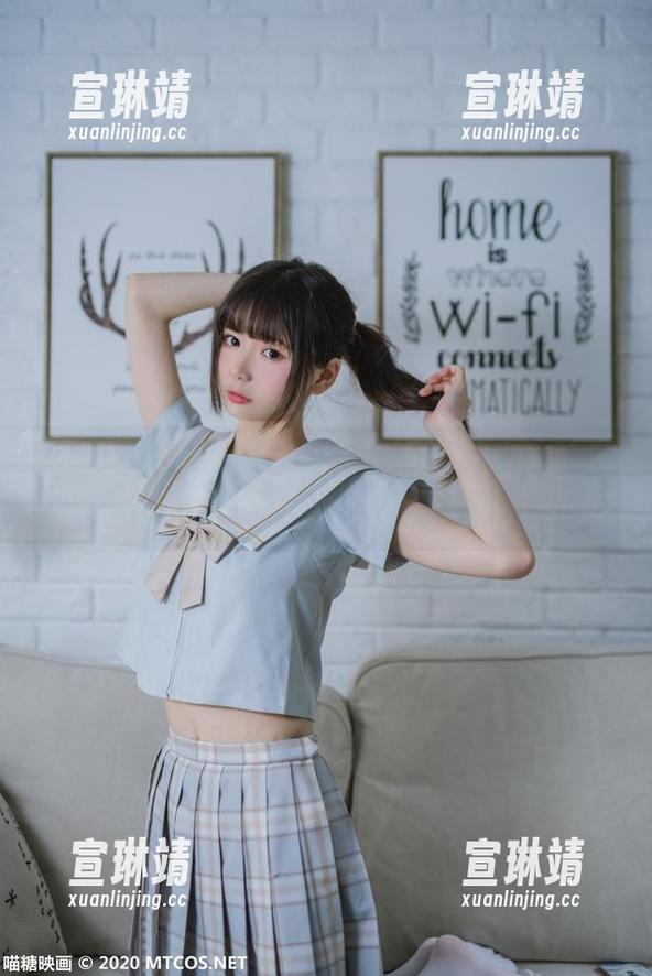 随意翻翻，喵糖映画的蕾姆兔女郎图集，总能让人忍不住多看几眼。