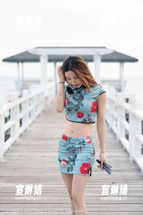 MiStar魅妍社 - 随便聊聊：FoxYini孟狐狸的棉袜在线写真
