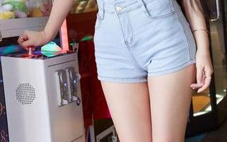 MiiTao蜜桃社 – Cris_卓娅祺和她的女友全套写真,想必传递的暗示比我想象的还要多,咋办?又想再看一遍。