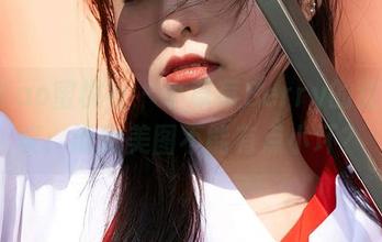 MiiTao蜜桃社 – 小草莓Berry的甜心写真：谁说美图不能有点小坏？