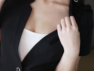 MyGirl美媛馆 – 在线翻阅王馨瑶yanni的护士造型，图集中的细节像是在说悄悄话～
