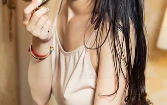 TouTiao头条女神 – 套图级别的黑皮衣女神，童安琪你要不要这么夸张！