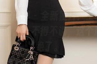 XIAOYU语画界 – 全新照片！王馨瑶yanni的白裙时刻，不得不说，这个颜色搭配绝了。