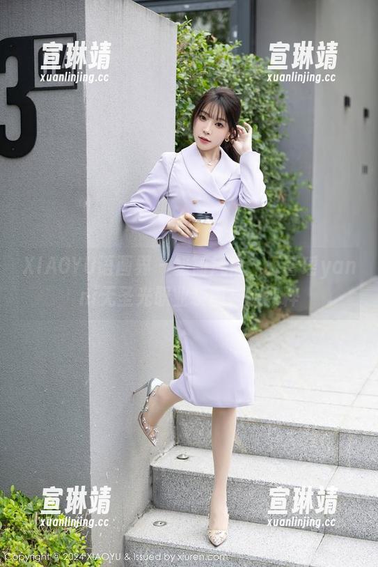 XIAOYU语画界-王馨瑶yanni XIAOYU语画界 - 极简风格,王馨瑶yanni无圣光职业装图集的纯粹
