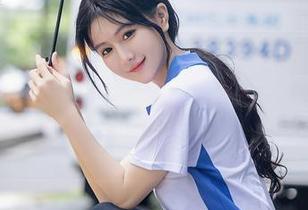 Xiuren秀人网 – 在lingyu69的原图中，怎么也不缺少可爱的那抹影子，精选里的光芒更是夺目。
