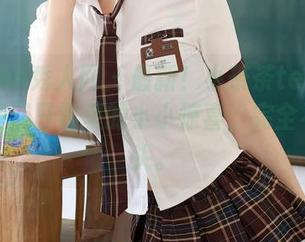 Xiuren秀人网 – 最新！小茶茶tea的写真，平淡日常里的小小惊喜，完全不想转头。
