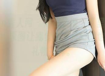 Xiuren秀人网 – 泡在圣诞气氛里的悦悦姐，在线原图让我觉得自己好像也被买了礼物一样。