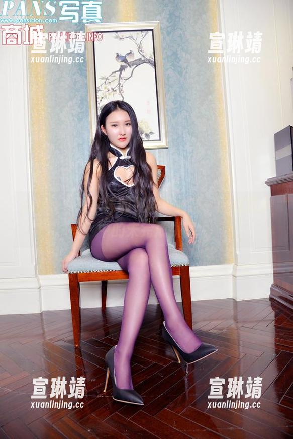 pans-李沫 pans - 从李沫的视角看女孩:网盘速递中的未完成拼图
