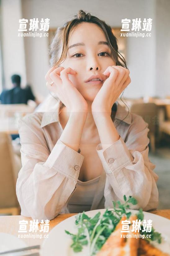 教科书级皮衣写真，いくみ(育美)你真会玩。