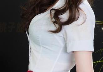 丽柜 – 桃子的写真新作：妹妹，怎么又美了