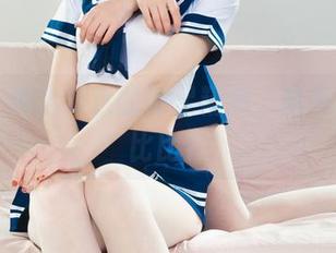 丽柜 – 秀出琳达的裸足精选，敢不敢和我比比？