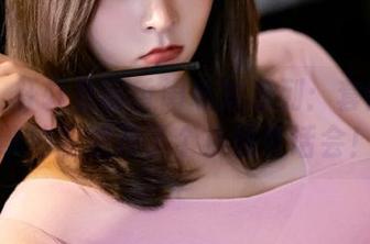 丽柜 – 轩轩春暖香闺私拍系列：套图中的草地居然开了个小型茶话会！