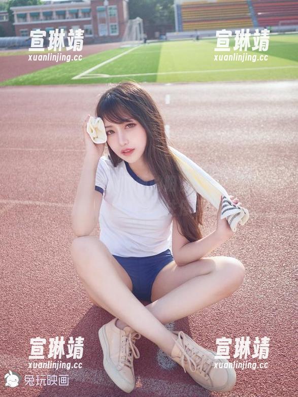 兔玩映画 免费分享:兔玩映画的阳台套图,那个小巧的动作,呃,忍不住停下来了呢。