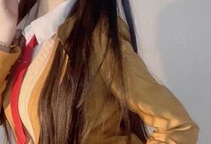 微密圈 – 暗藏玄机的十万口草莓粥粥套图分享：职业装也能时髦出圈？