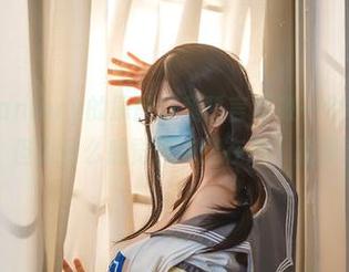 啊日日_Ganlory的原图让我誓言要做一个每天小跑的长腿，但为什么感觉只有腿在跑，我却落伍？