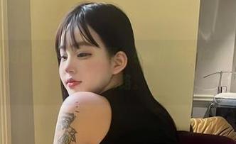 微密圈 – 这组照片让我意识到，小u优优子的双人CP更像双人迷路。