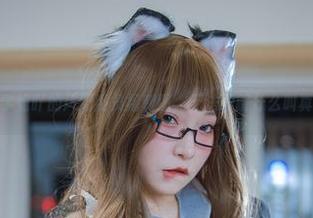 不看小泉学姐吖的风纪委员福利图，无法理解什么叫真实犯规！