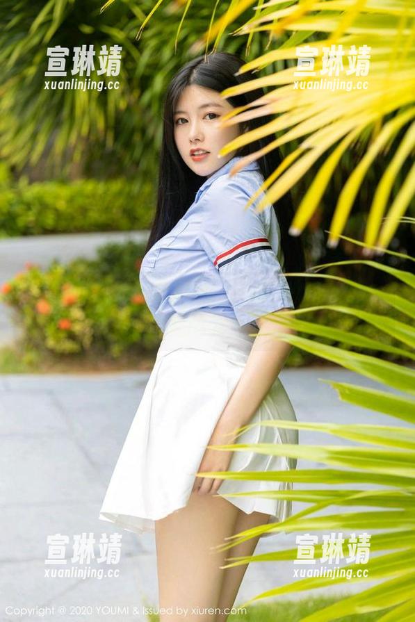 尤蜜荟 - 原图分割线：玥儿玥er的校服，十年后的我会哭吗