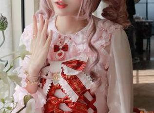 彩芸_Nebula又拿出了新货，爱野美奈子的作品集让人自问：是不是该变一变？