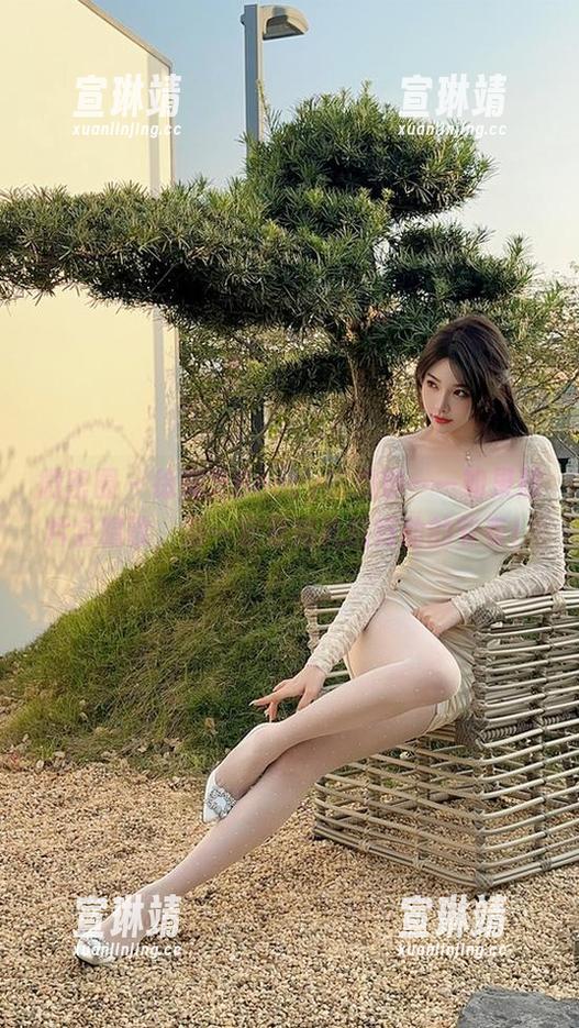 微密圈 - 徐莉芝Booty的婚纱——如果照片会唱歌，那一定是婚礼进行曲的节奏！