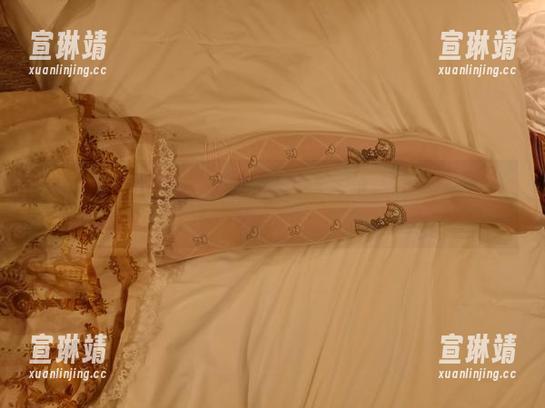 想要个公主抱 “想要个公主抱”?这图里的黑丝好诱人,最新款式了解一下!