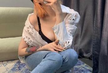 微密圈 – 顶着眼镜的杨大乐乐很靠谱，我只想说，这样的原图肆无忌惮地打破了我的所有审美期待。