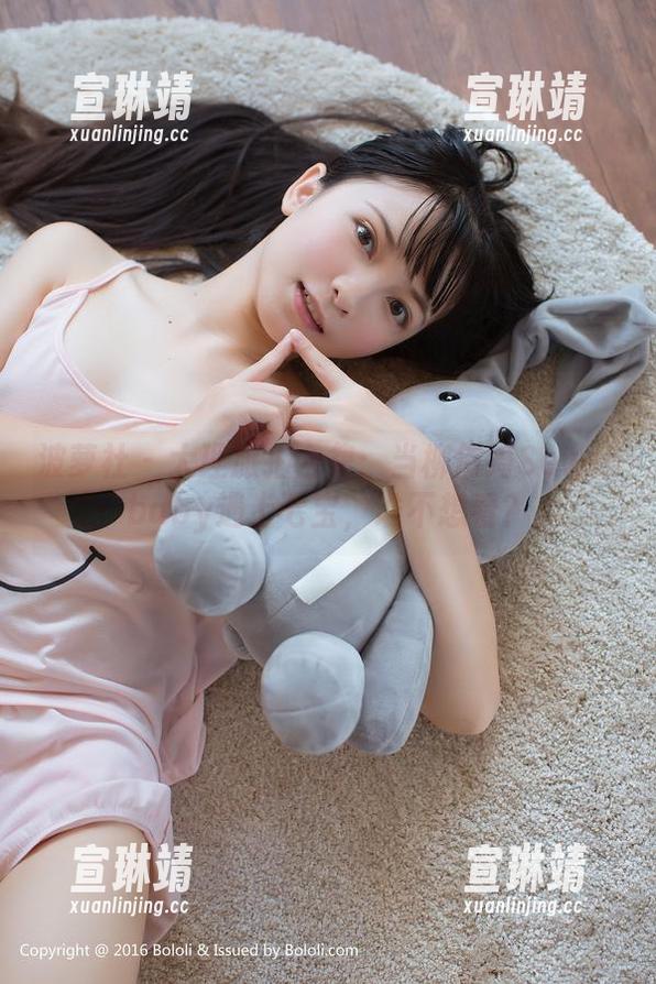 波萝社-柳侑绮Sevenbaby 波萝社 - 大理旅拍合集:当柳侑绮Sevenbaby遇上七宝,谁不想看?