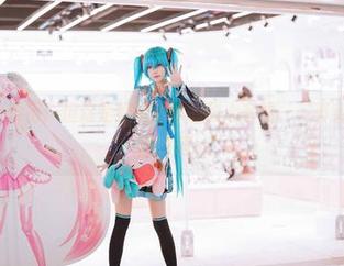 Sweet？没错！但这是炸酱沐沐的甜心套图——真实之甜，谎言满满。