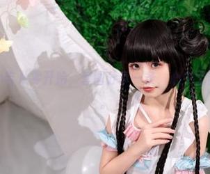 爆机少女喵小吉从零开始，套图分享一条，心中无数大写的疑问。