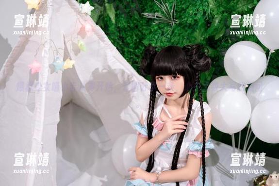 爆机少女喵小吉从零开始，套图分享一条，心中无数大写的疑问。