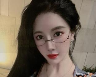微密圈 – 猪小七的婚纱全套写真，不知道为什么，我现在想滑入婚礼的后台……