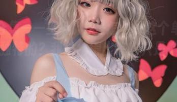 水手服合集——王胖胖u是怎么把这个单品演绎得如此独特的？我总结得出来的只是“真好看”。