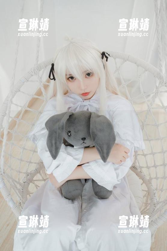 蓝色的灵魂：在白易子教主的妖狐×仆SS里观看自由飞翔