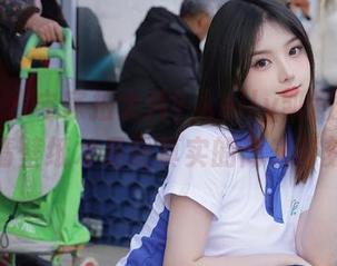 秀人网 – 宅家拍大片？kelly凯莉的居家高清壁纸才是最真实的高光时刻！