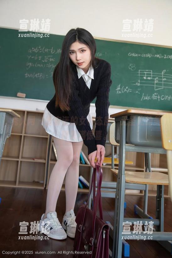 秀人网-唐安诺 秀人网 - 唐安诺的女神态度,无圣光的美图充满惊喜。