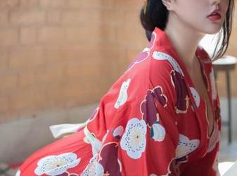 秀人网 – 原图展示：当夏晓Maggy穿上红裙，空气都变得不一样了！