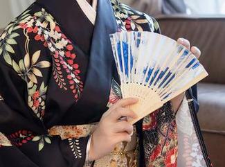 秀人网 – 杏子Yada的私拍图集：这不是八段锦，这是杏子Yada的瑜伽现场小剧场！