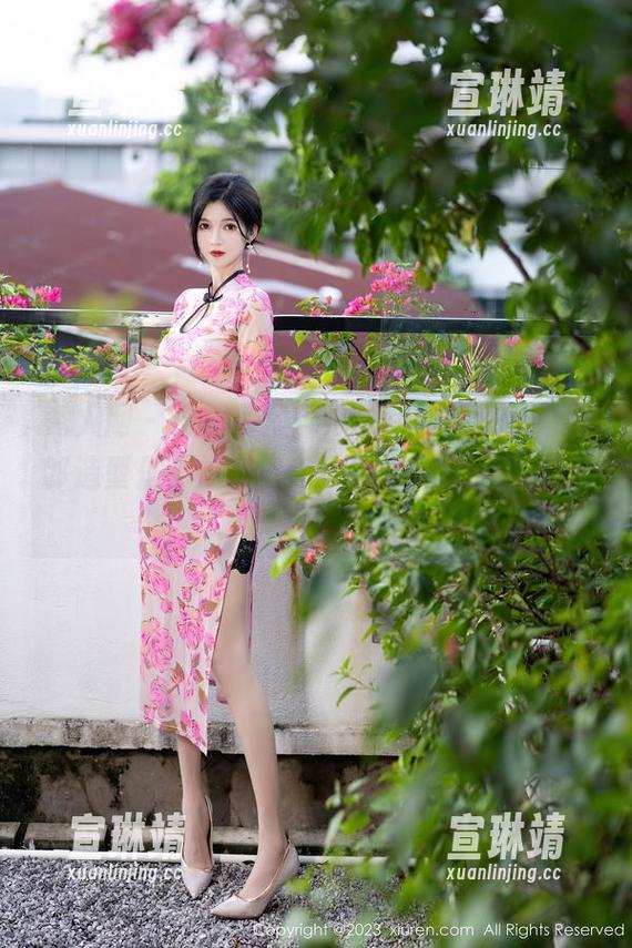 秀人网 - 这图片里，沫晓伊baby的兔女郎造型是不是有点过火了——我是不是太紧张？
