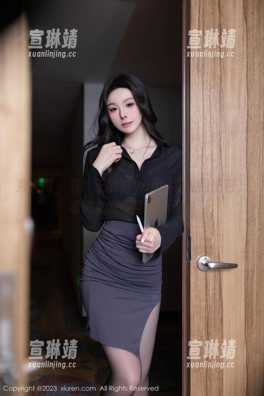秀人网-王馨瑶yanni 秀人网 - 看!王馨瑶yanni的私房图包,谁说女友不能是个迷?