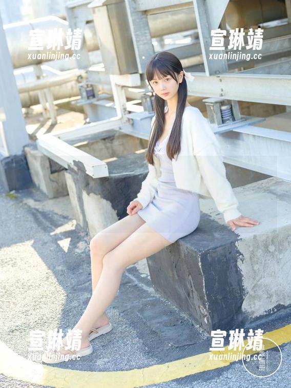 稚乖画册 - 作品集《晴空-0380D白丝》：赤西夜夜，这不就是干脆利落的下载诱惑吗？