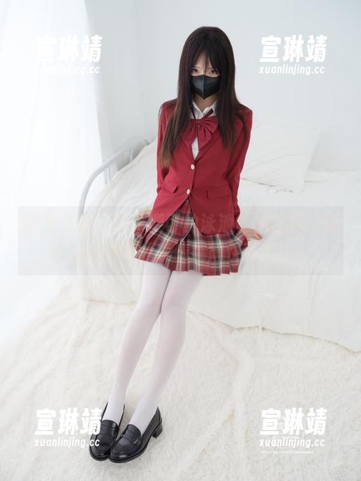 紧急企划-樱樱樱可 紧急企划 - 樱樱樱可的泳池私拍合集,哪怕水都被她的表情搞得快要溢出!