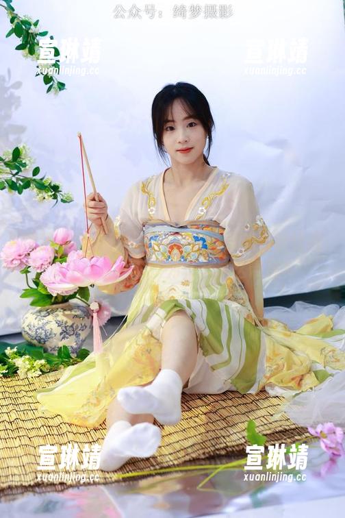 绮梦摄影-章章 绮梦摄影 - 在线图集中,章章的长腿让我心里咯噔一下,为什么这么带感?