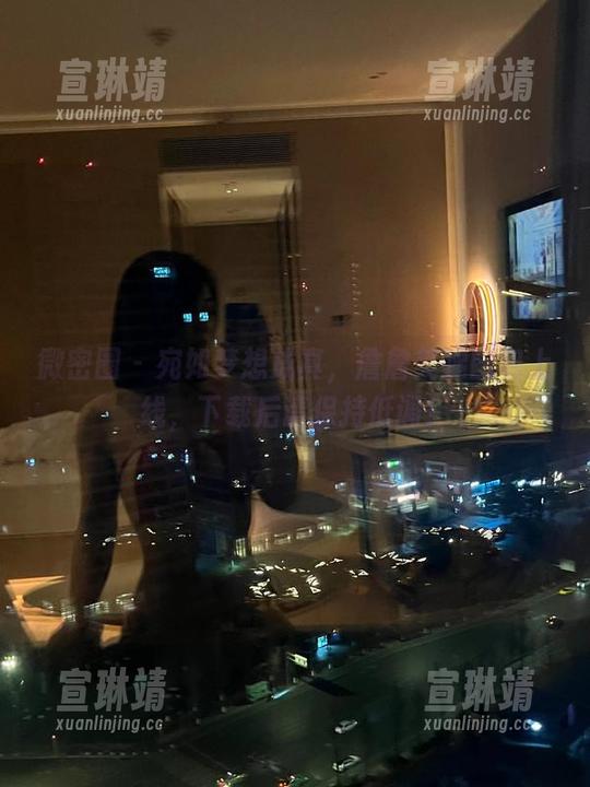 詹詹 微密圈 - 宛如梦想成真,詹詹美腿图包上线,下载后请保持低调!