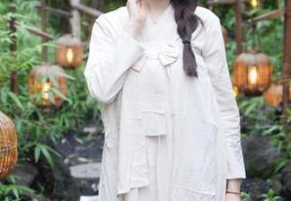 微密圈 – 我心中的白色浪潮：轩子巨二兔全套图集，马油袜子的细腻感
