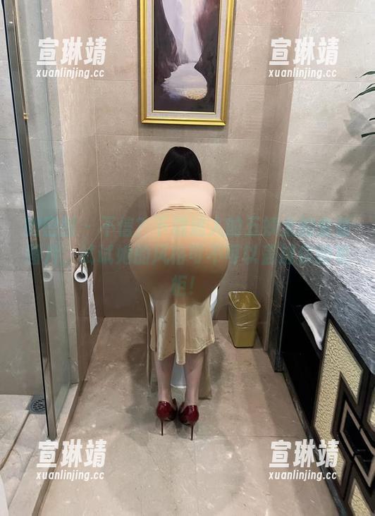 迷人的五姨太 微密圈 - 不信?下载迷人的五姨太的套装图片,试试她的风格可不可以盖过你的衣柜!
