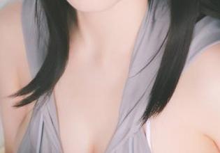 私房写真：陌陌咕咕咕与奶牛的奇妙约会